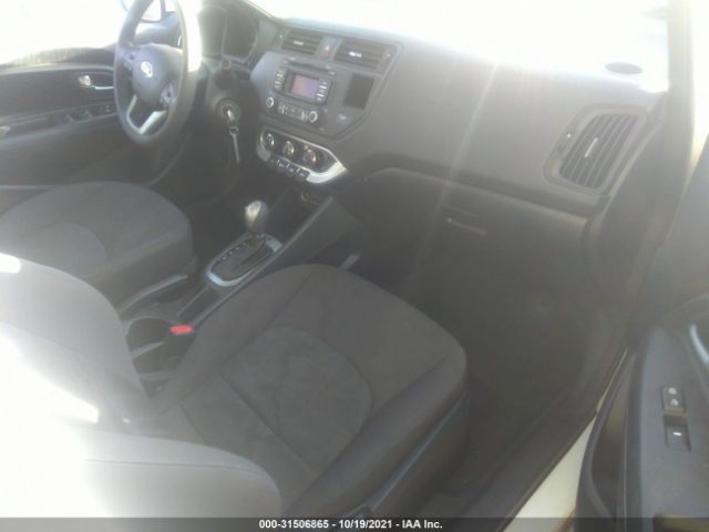 Photo 4 VIN: KNADM4A33E6402666 - KIA RIO 