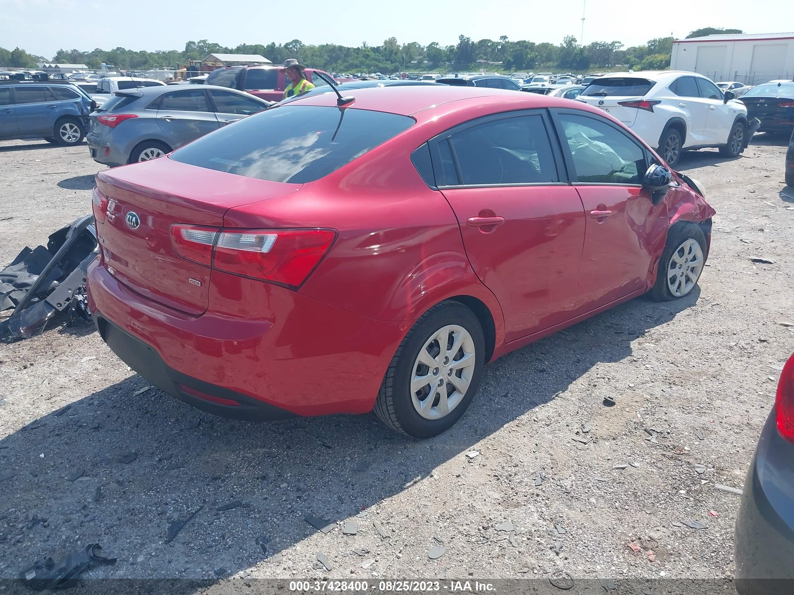 Photo 3 VIN: KNADM4A33F6455112 - KIA RIO 