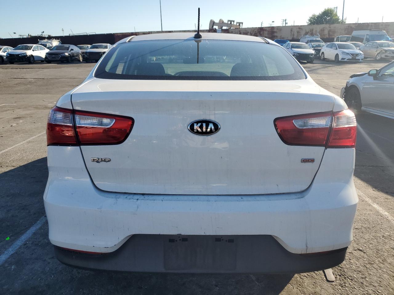 Photo 5 VIN: KNADM4A33G6667820 - KIA RIO 