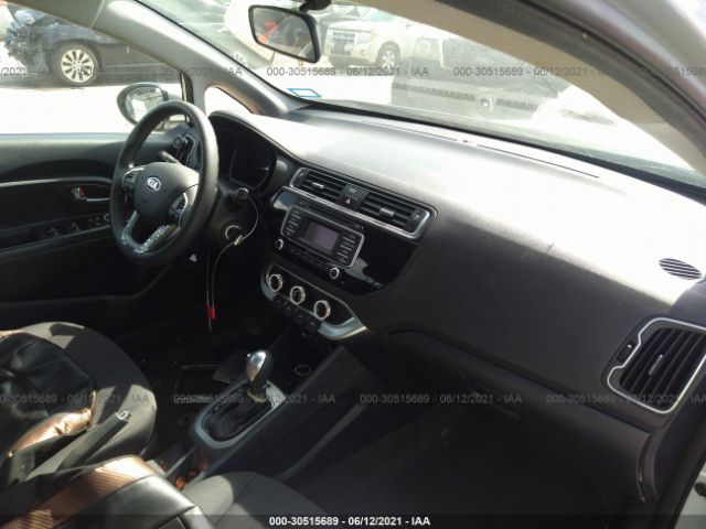 Photo 4 VIN: KNADM4A33H6085671 - KIA RIO 