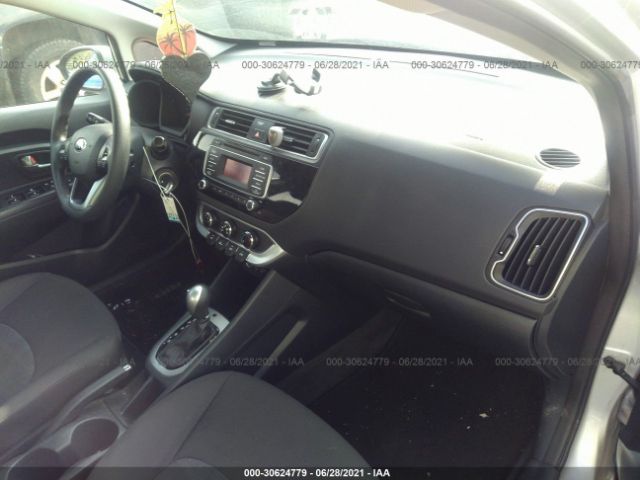 Photo 4 VIN: KNADM4A33H6108558 - KIA RIO 