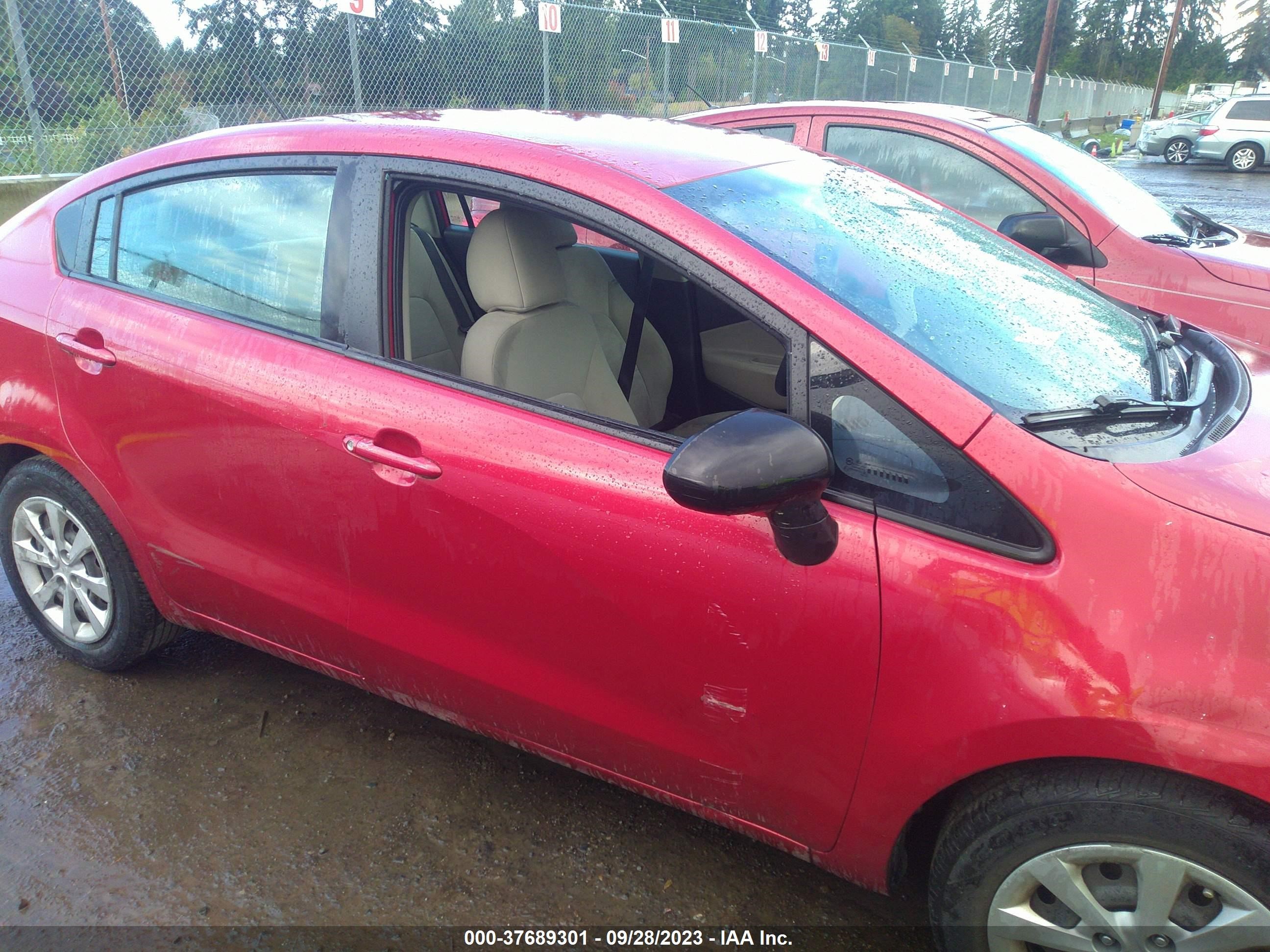 Photo 13 VIN: KNADM4A34D6312442 - KIA RIO 