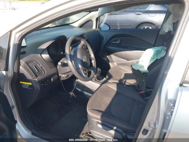 Photo 4 VIN: KNADM4A34F6504172 - KIA RIO 