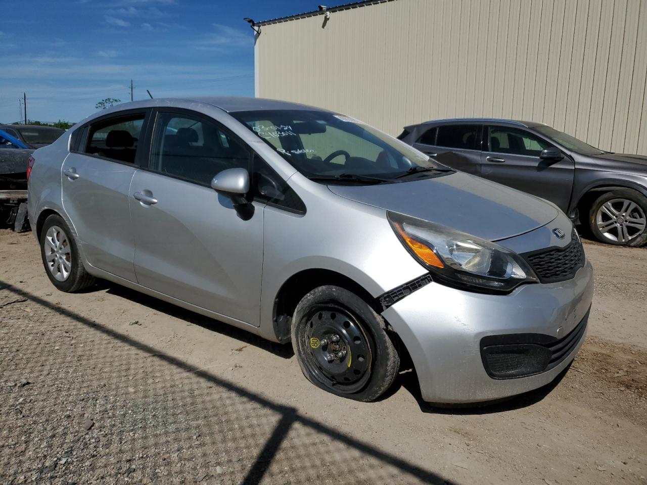 Photo 3 VIN: KNADM4A35D6185961 - KIA RIO 