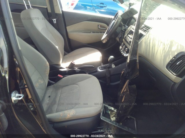 Photo 4 VIN: KNADM4A35E6382386 - KIA RIO 