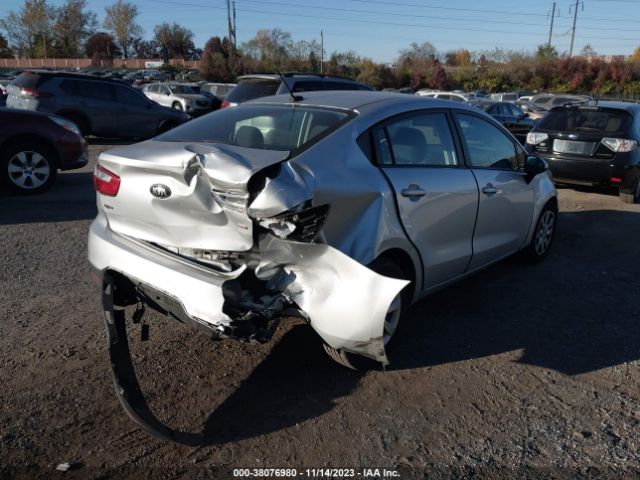 Photo 5 VIN: KNADM4A35F6424914 - KIA RIO 