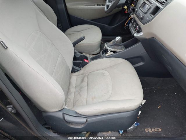 Photo 4 VIN: KNADM4A35F6433807 - KIA RIO 