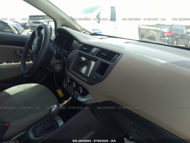 Photo 4 VIN: KNADM4A35F6489827 - KIA RIO 