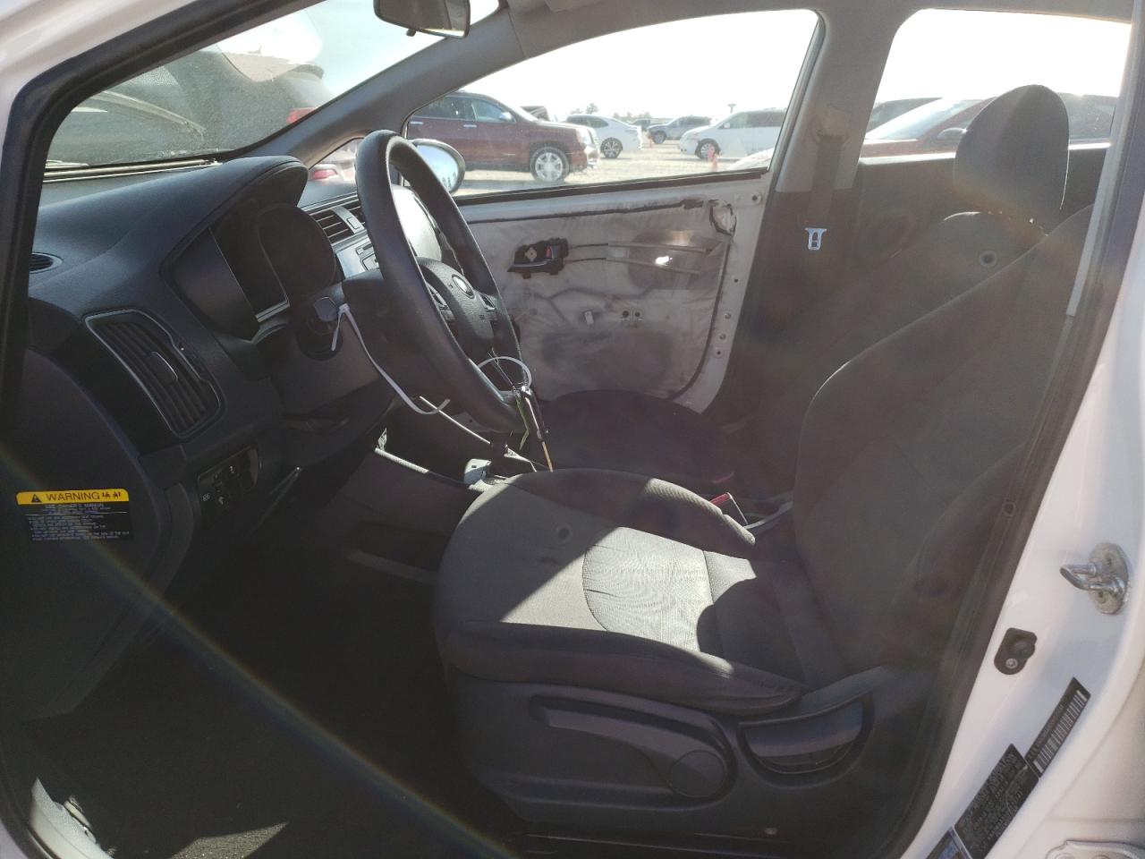 Photo 6 VIN: KNADM4A35G6575141 - KIA RIO 