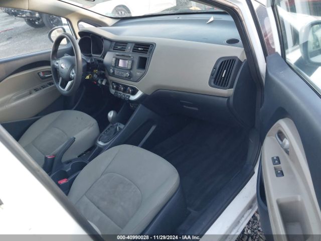 Photo 4 VIN: KNADM4A36F6460661 - KIA RIO 