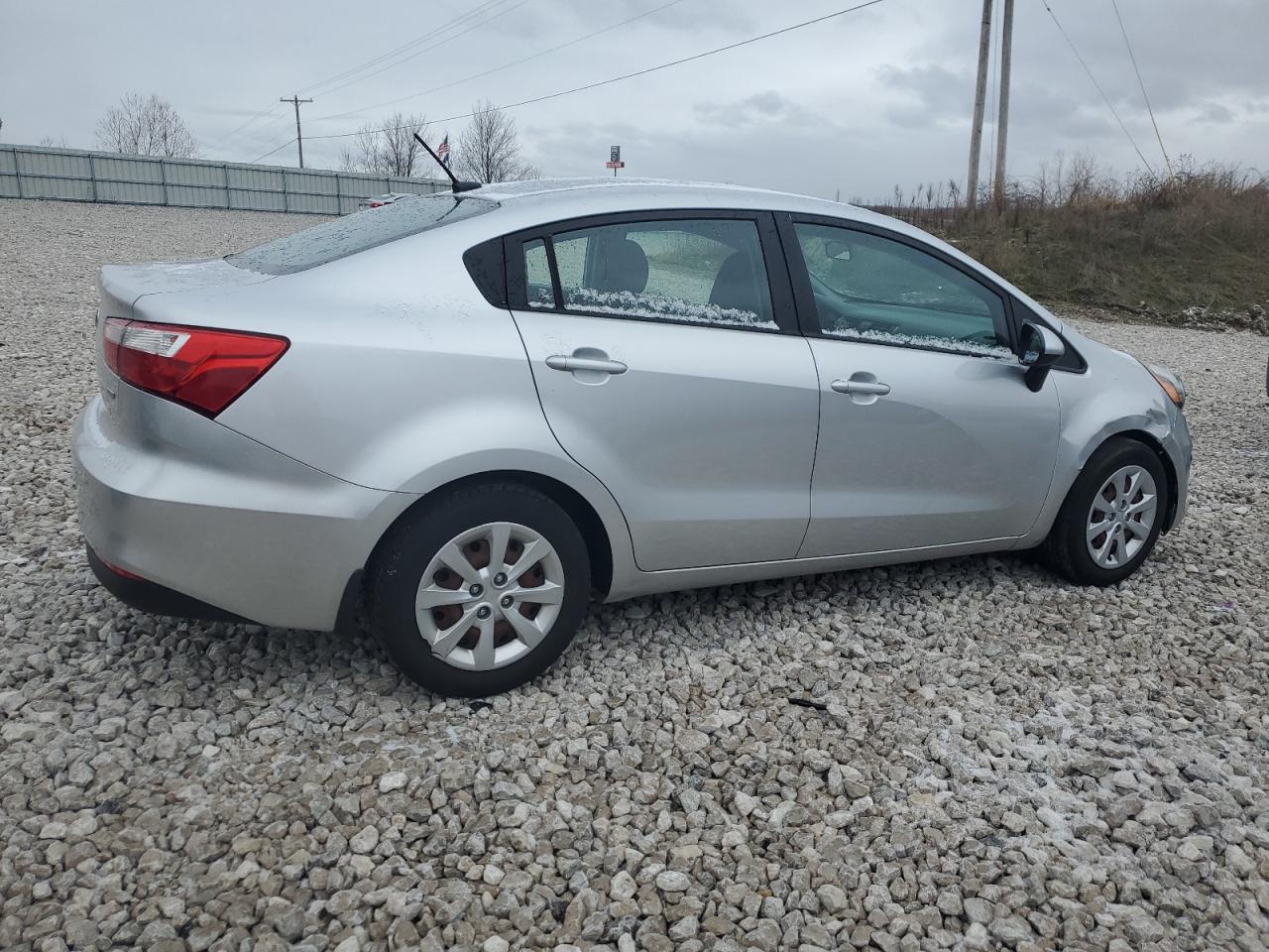 Photo 2 VIN: KNADM4A36G6641552 - KIA RIO 