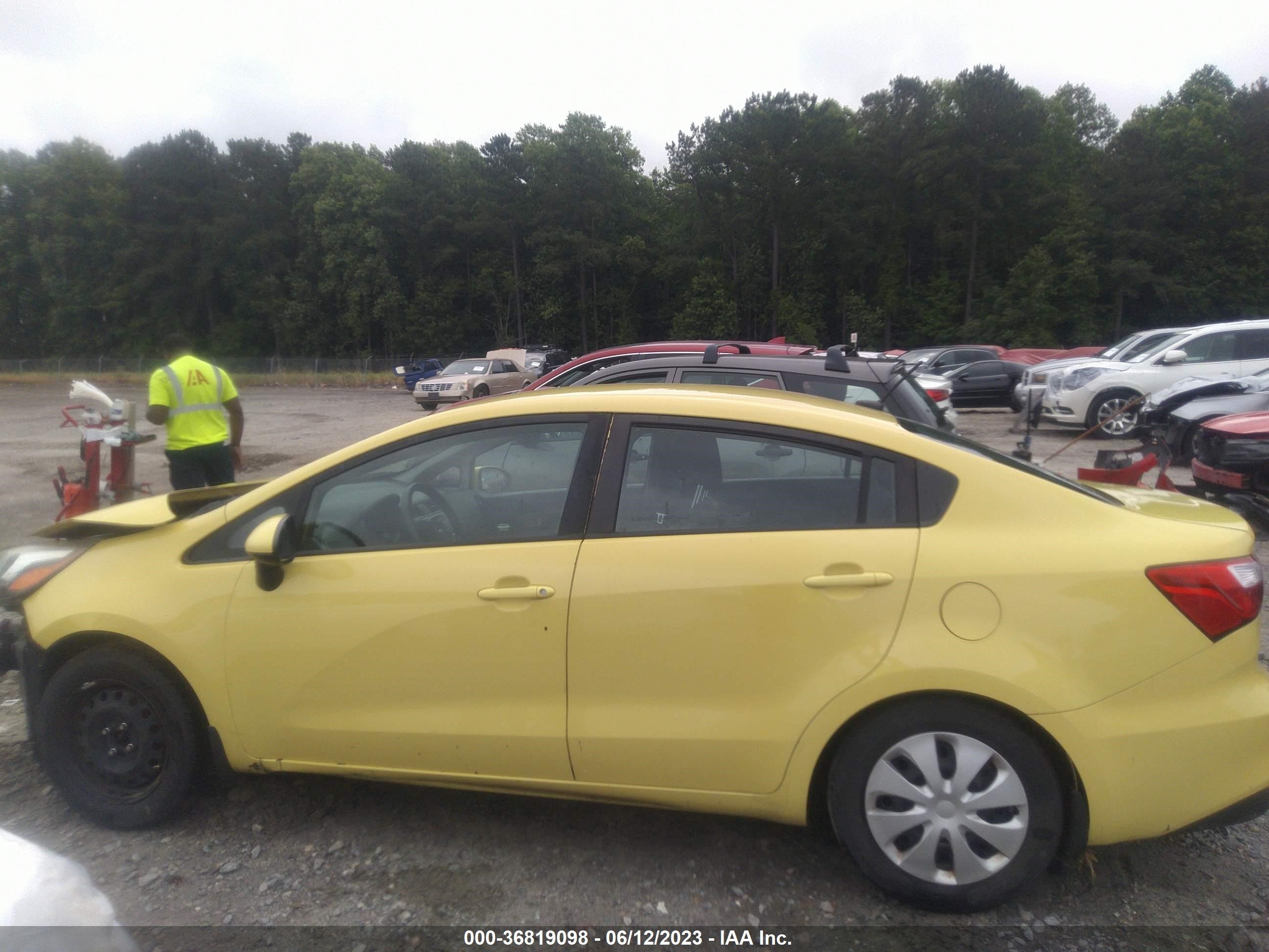 Photo 14 VIN: KNADM4A36G6685941 - KIA RIO 