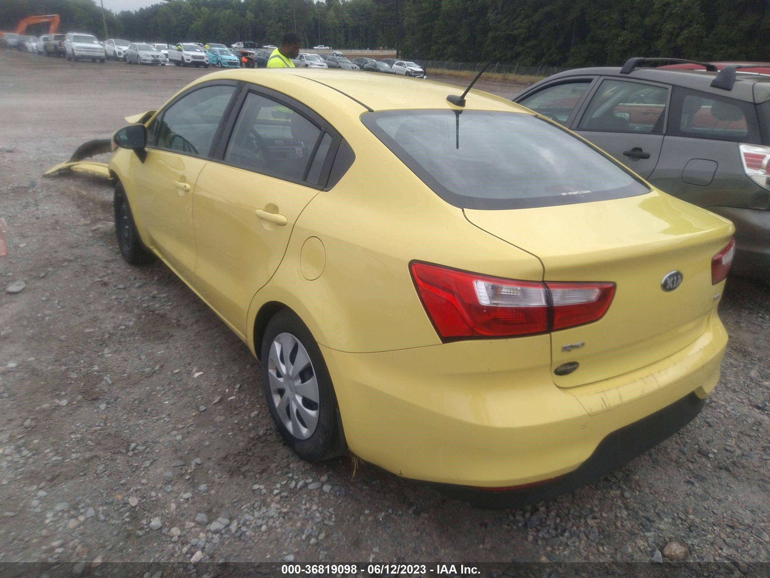 Photo 2 VIN: KNADM4A36G6685941 - KIA RIO 