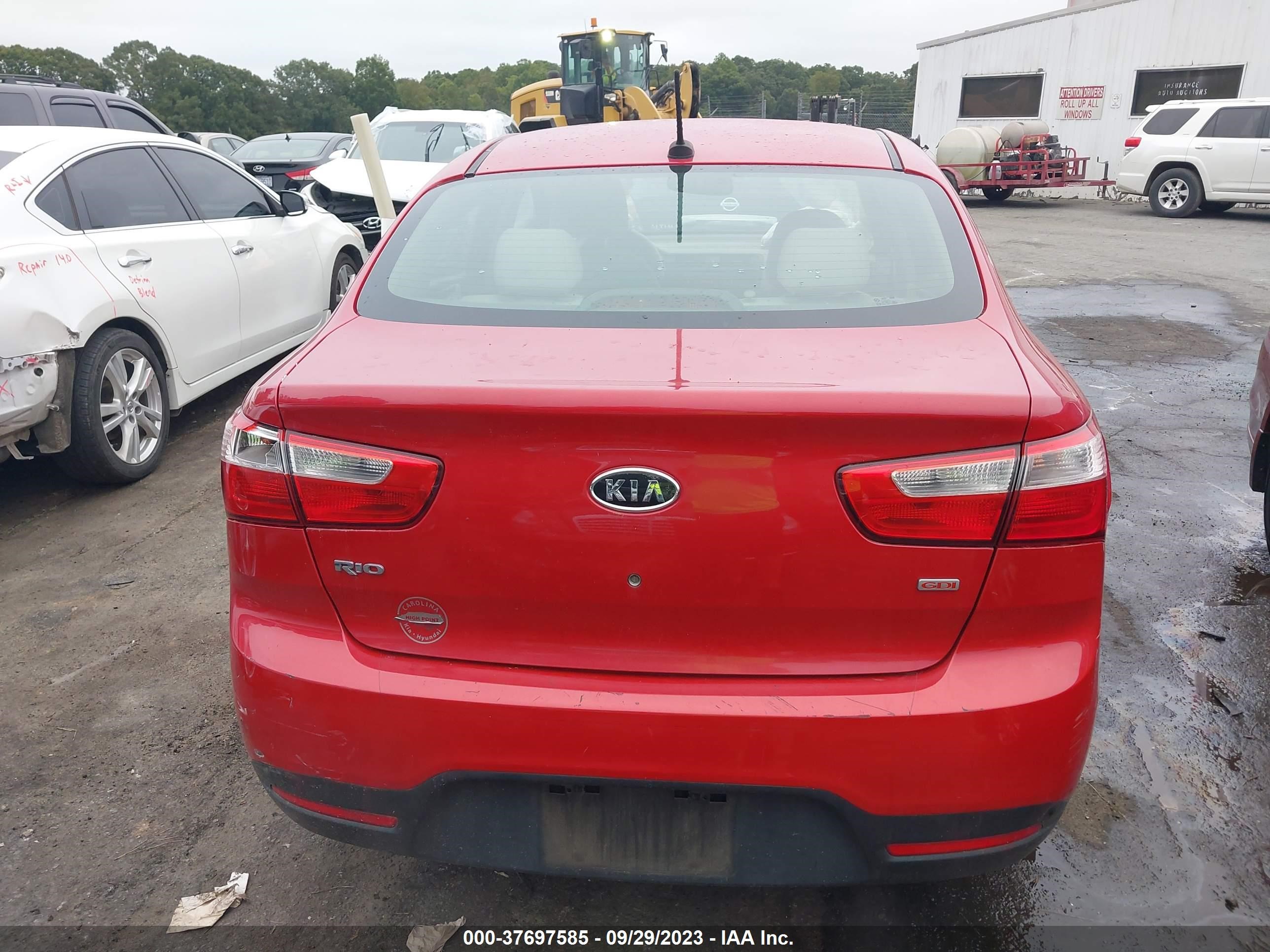 Photo 16 VIN: KNADM4A37C6050317 - KIA RIO 