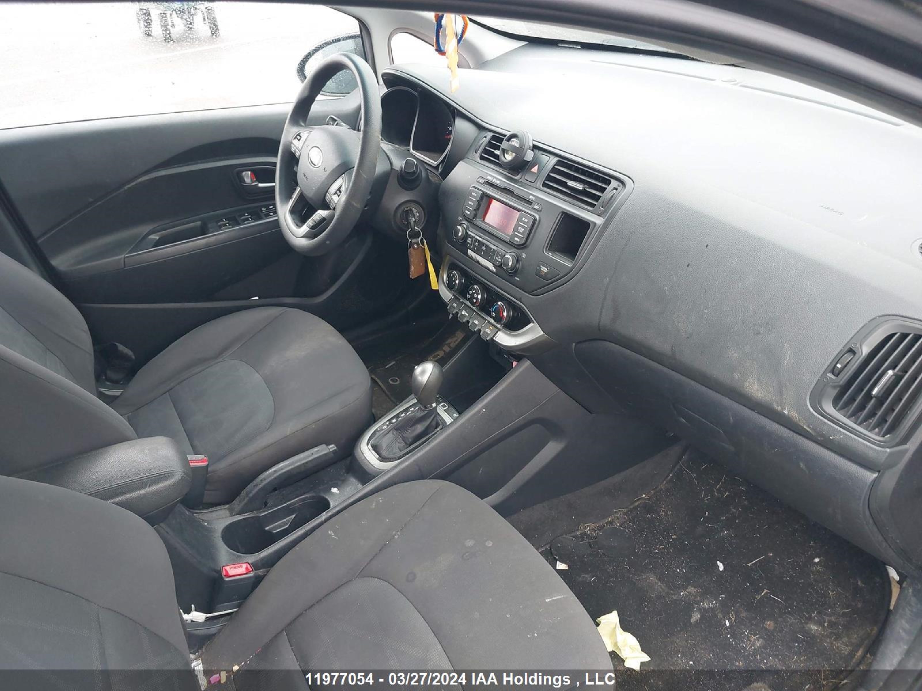 Photo 4 VIN: KNADM4A37D6157711 - KIA RIO 