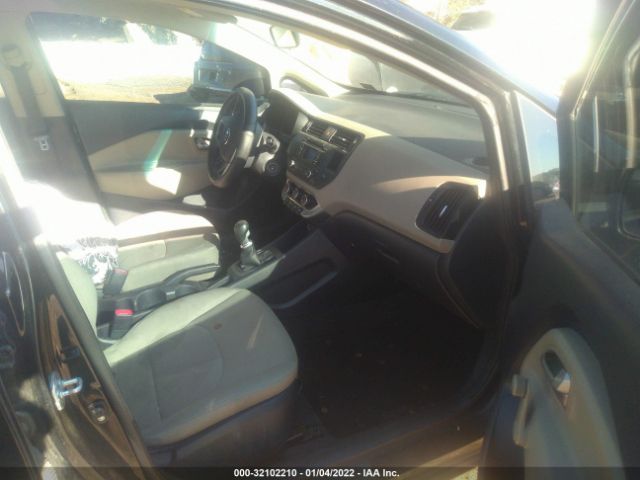 Photo 4 VIN: KNADM4A37E6381238 - KIA RIO 