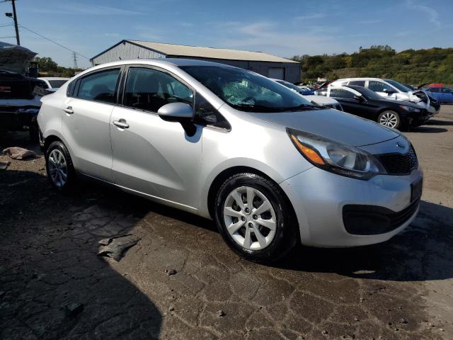 Photo 3 VIN: KNADM4A37E6404436 - KIA RIO LX 