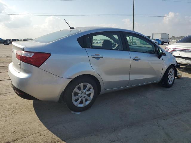 Photo 2 VIN: KNADM4A37F6526103 - KIA RIO LX 