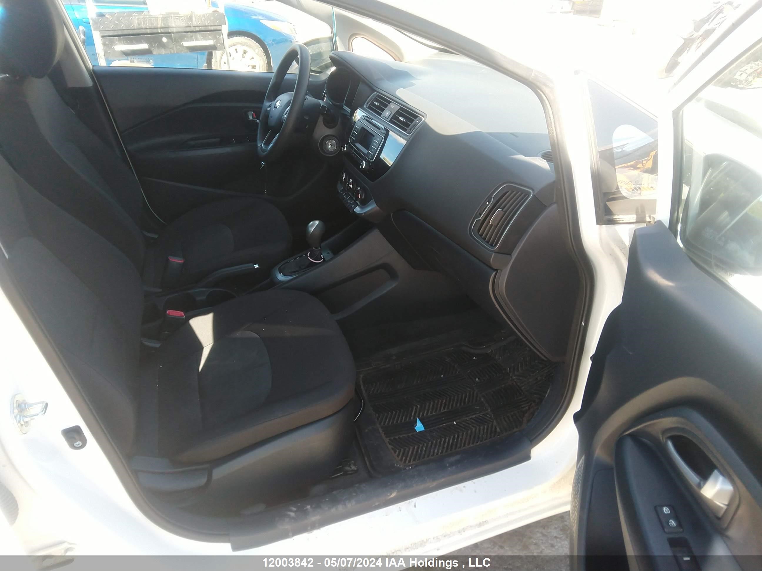 Photo 4 VIN: KNADM4A37G6588456 - KIA RIO 