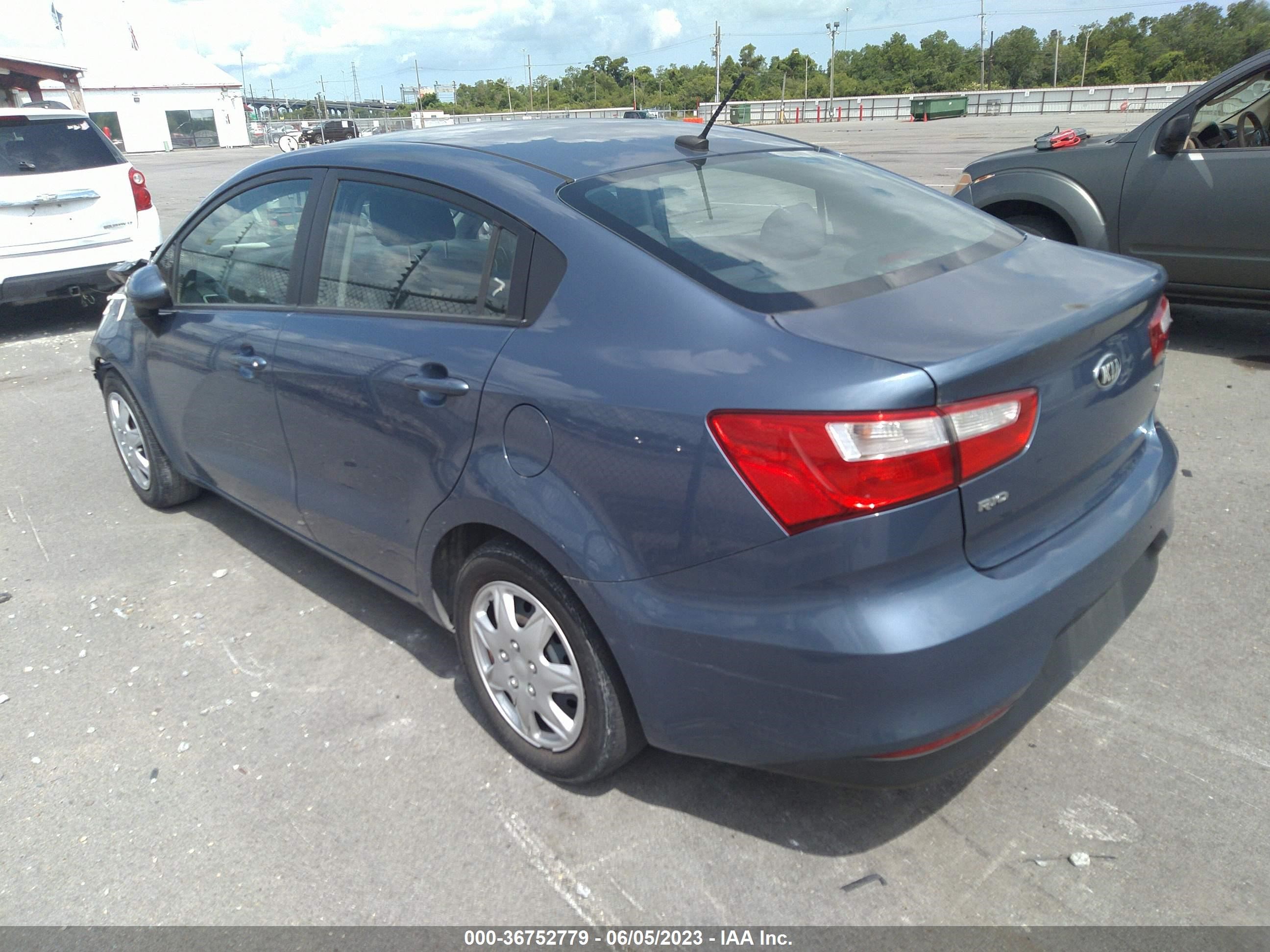 Photo 2 VIN: KNADM4A37G6646453 - KIA RIO 