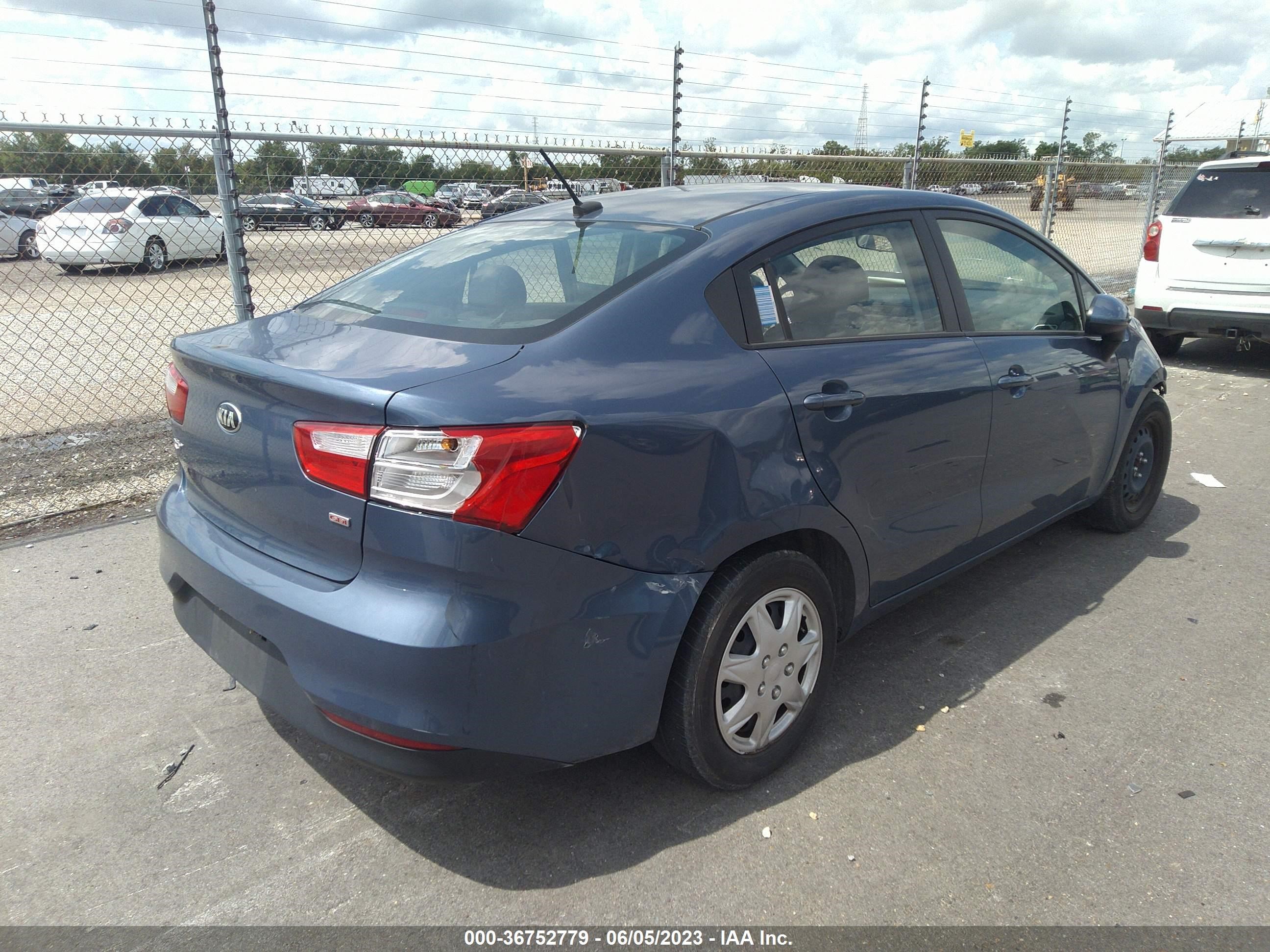 Photo 3 VIN: KNADM4A37G6646453 - KIA RIO 