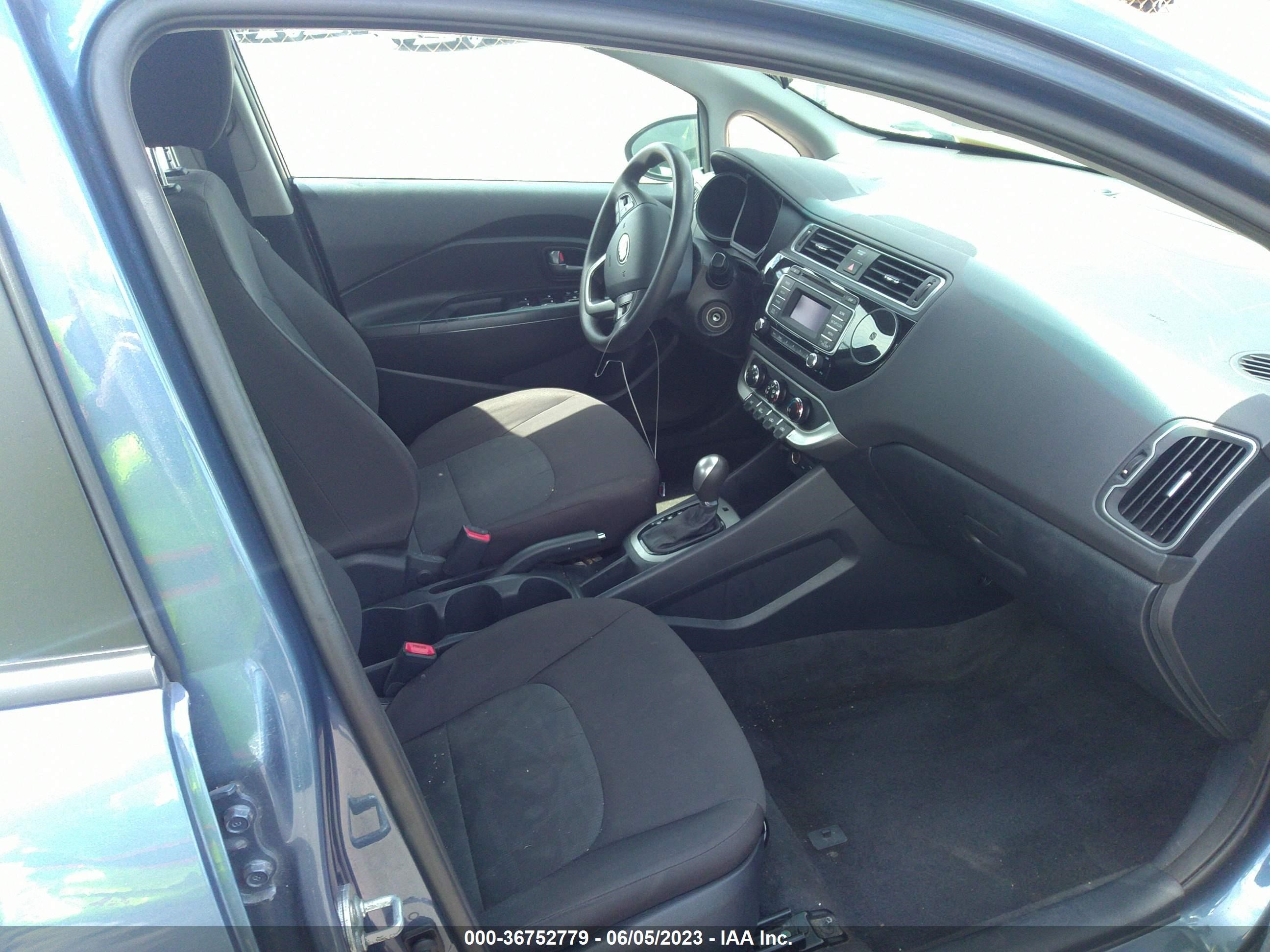 Photo 4 VIN: KNADM4A37G6646453 - KIA RIO 