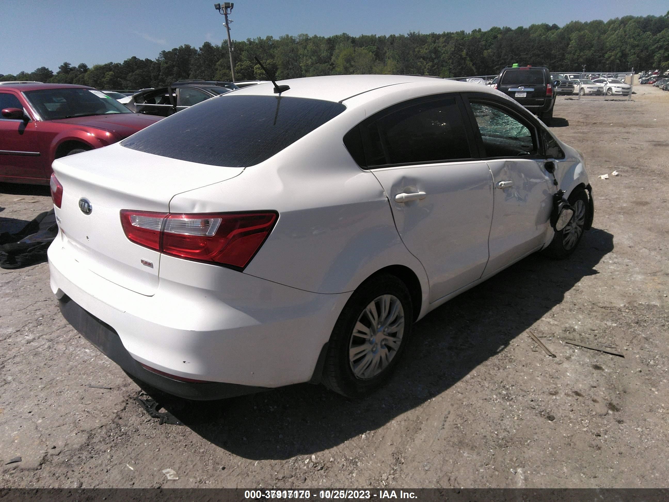 Photo 3 VIN: KNADM4A37G6654469 - KIA RIO 