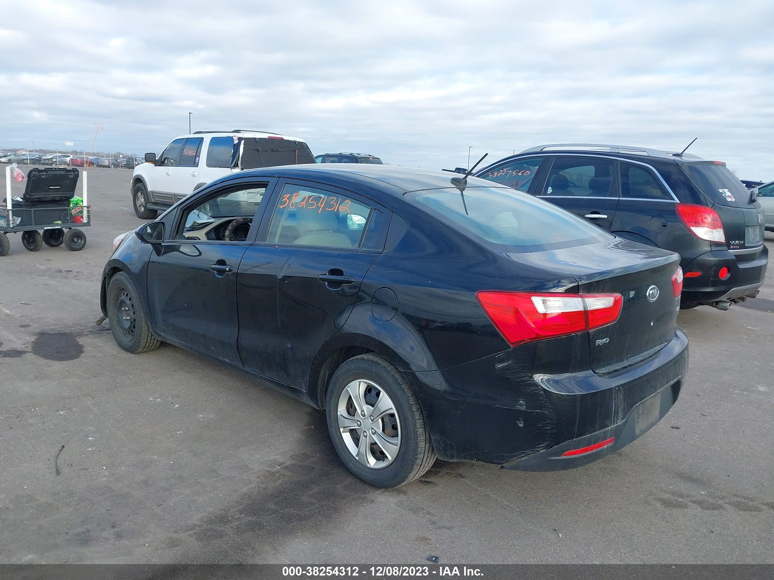 Photo 2 VIN: KNADM4A38D6109439 - KIA RIO 