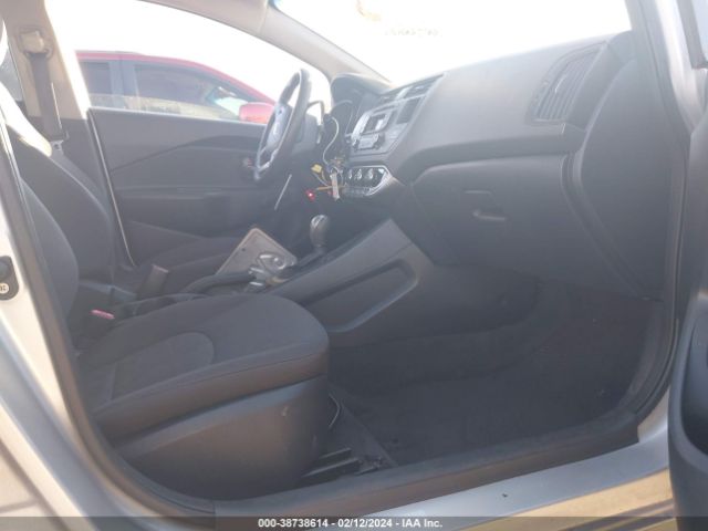 Photo 4 VIN: KNADM4A38D6177529 - KIA RIO 