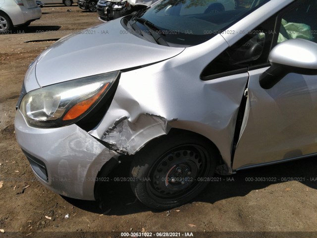 Photo 5 VIN: KNADM4A38D6233940 - KIA RIO 