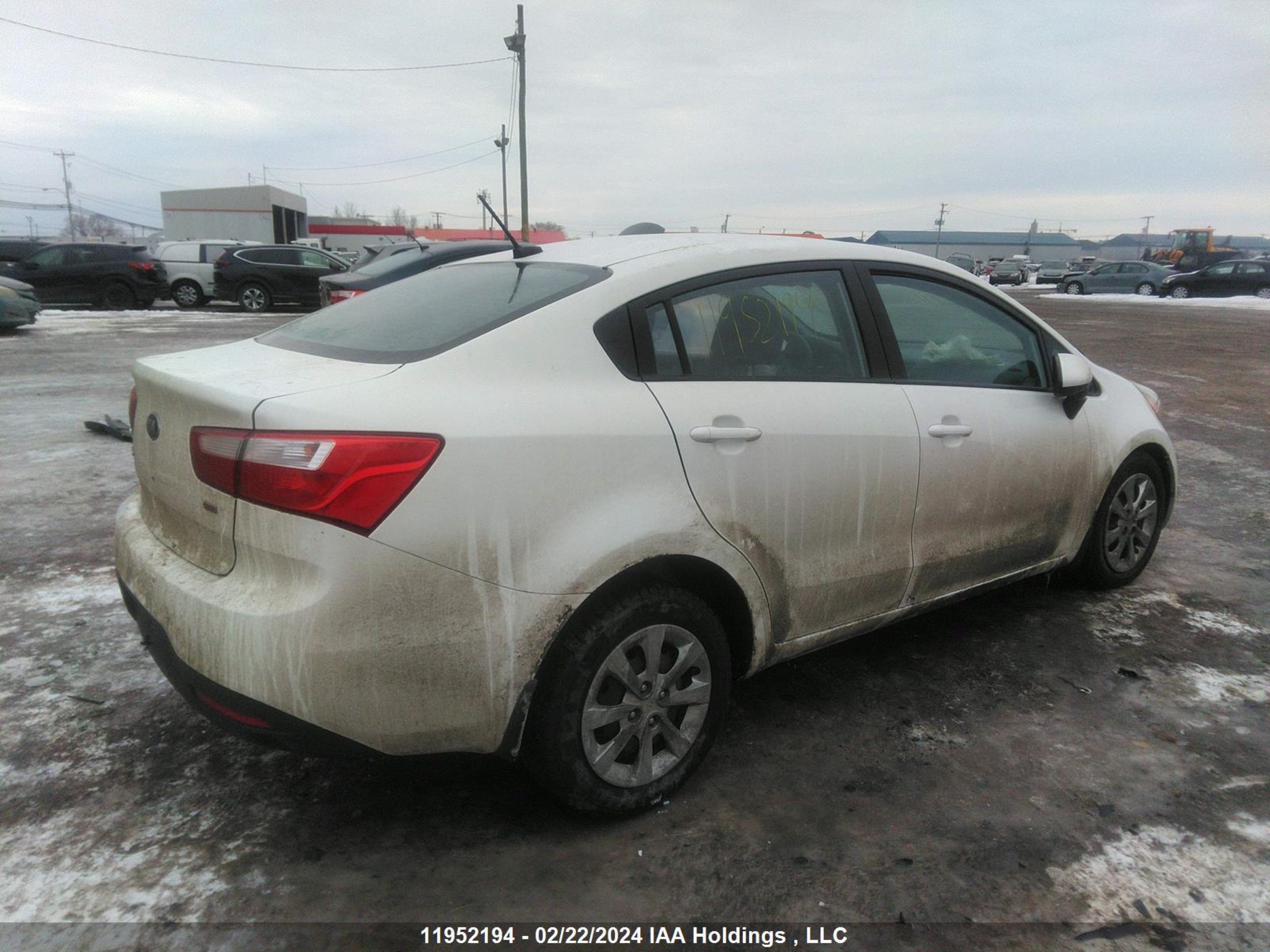 Photo 3 VIN: KNADM4A38D6246395 - KIA RIO 