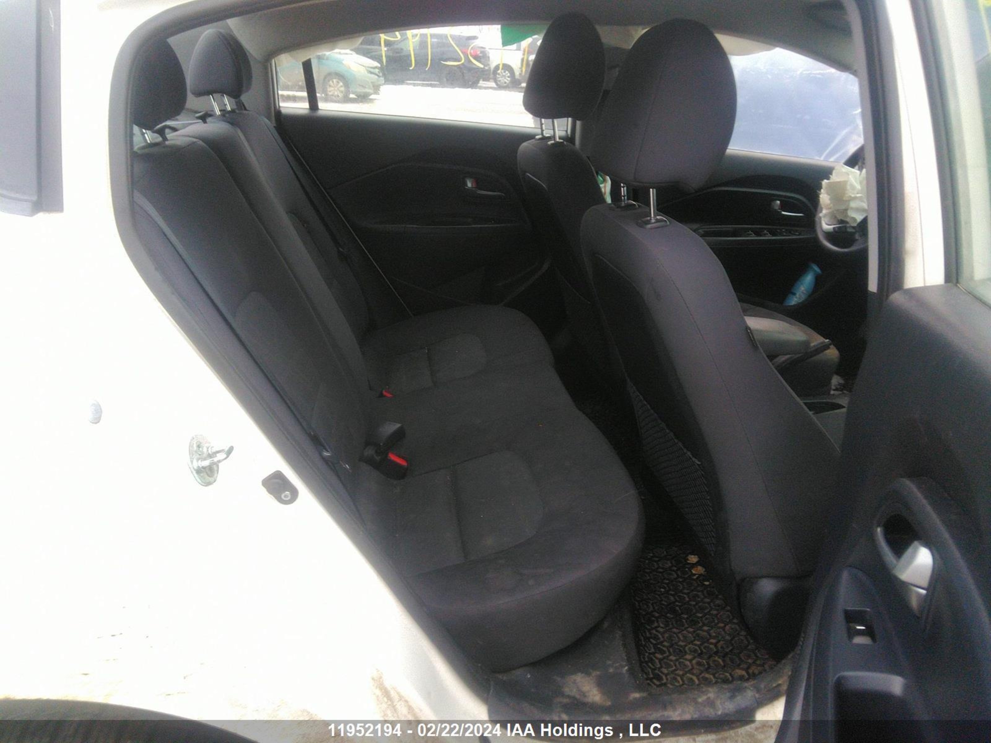 Photo 7 VIN: KNADM4A38D6246395 - KIA RIO 