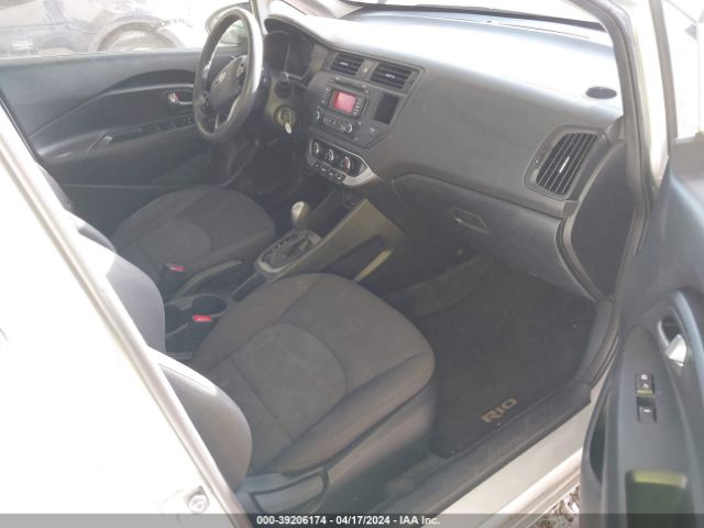 Photo 4 VIN: KNADM4A38D6283270 - KIA RIO 