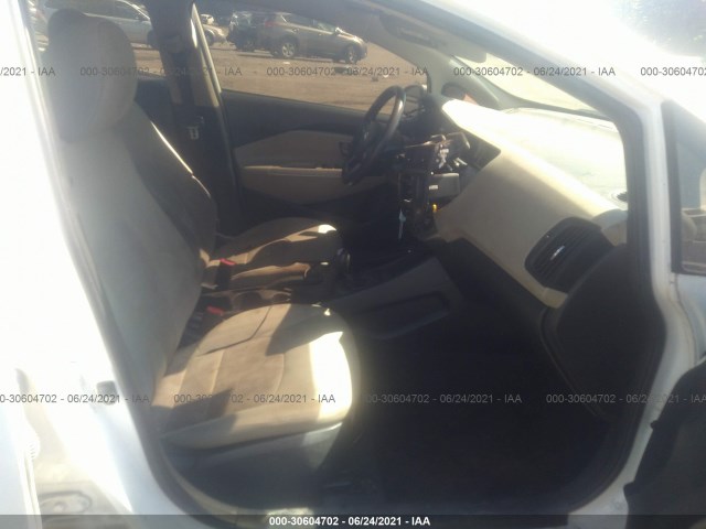 Photo 4 VIN: KNADM4A38D6284581 - KIA RIO 