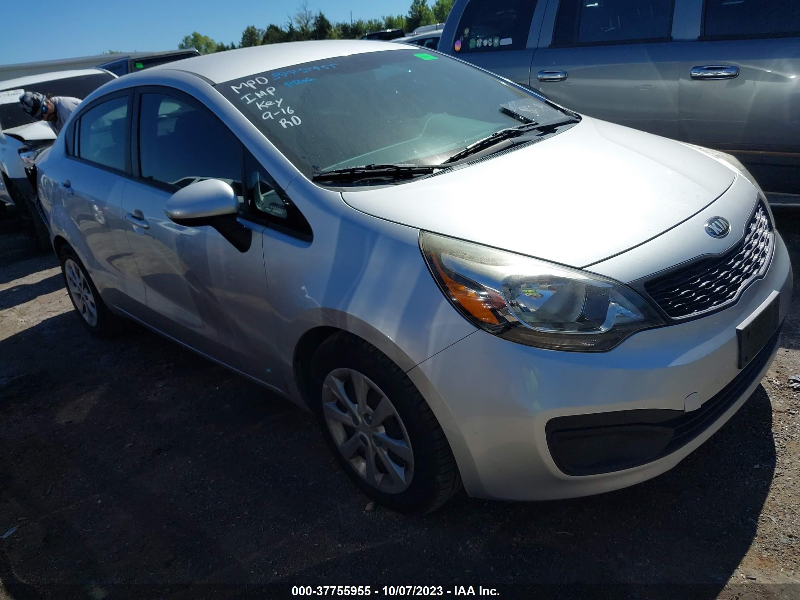 Photo 0 VIN: KNADM4A38E6400122 - KIA RIO 