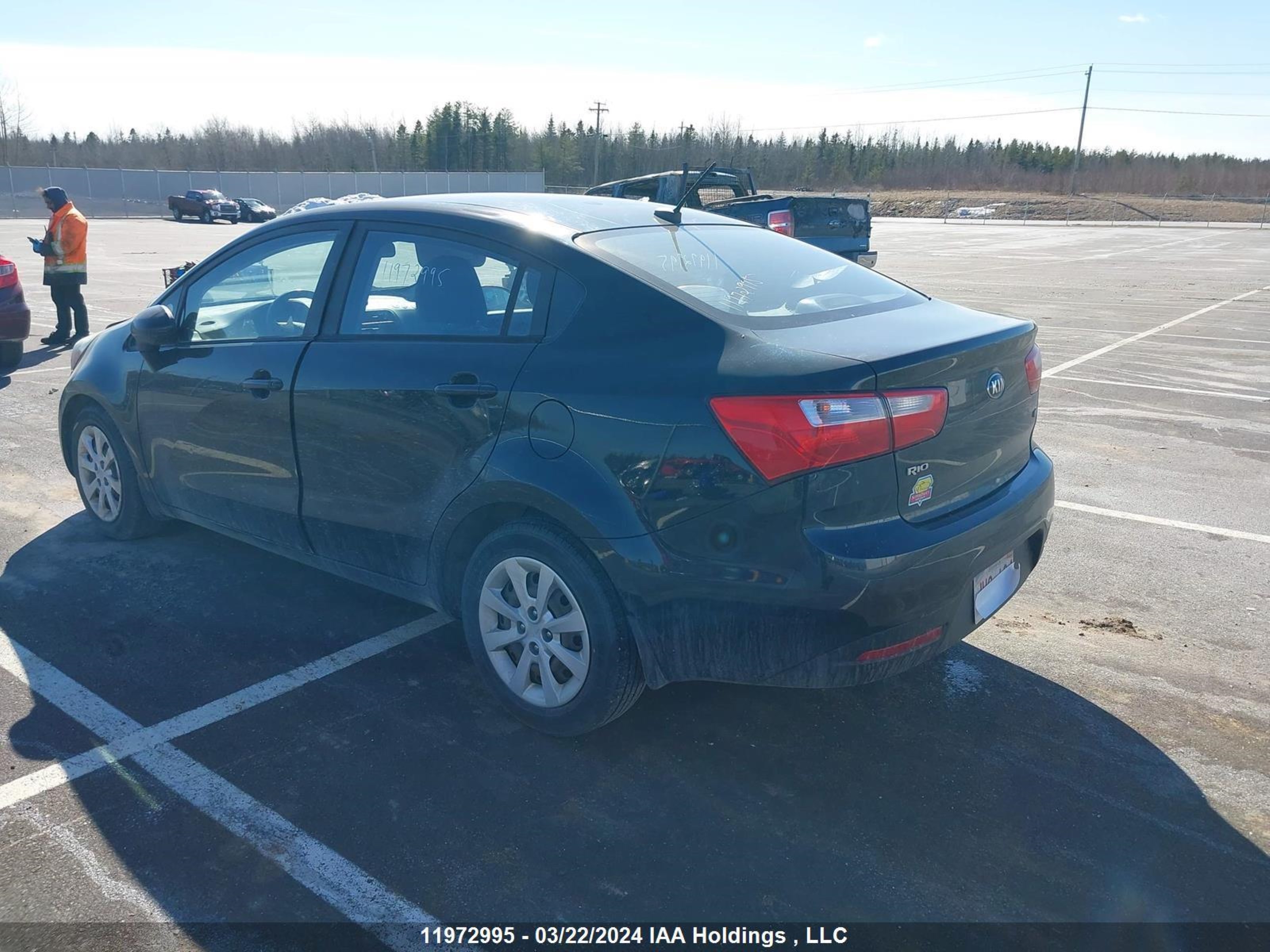 Photo 2 VIN: KNADM4A38F6451766 - KIA RIO 