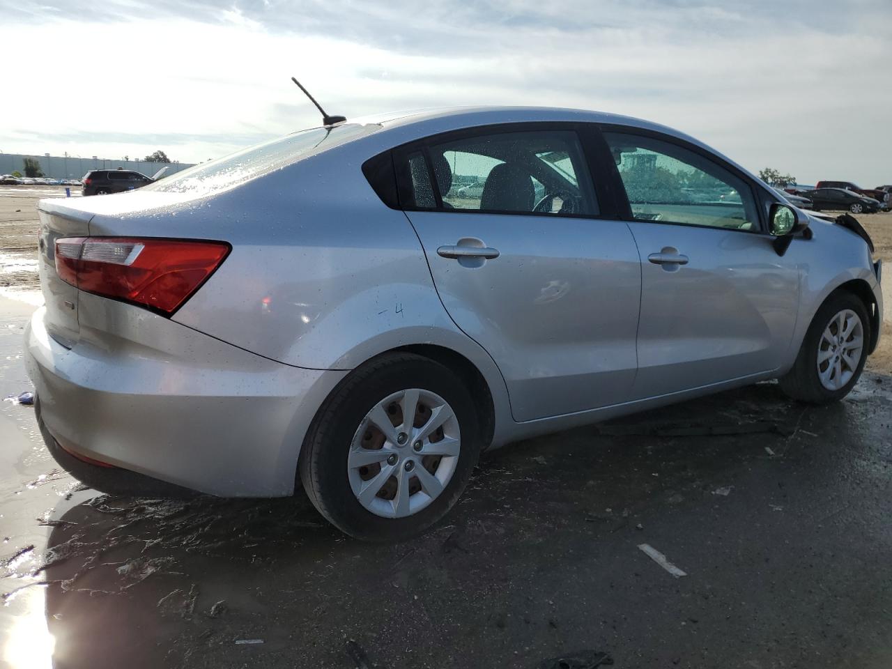 Photo 2 VIN: KNADM4A38G6574307 - KIA RIO 