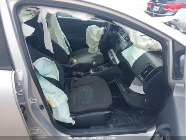 Photo 4 VIN: KNADM4A38G6611789 - KIA RIO 