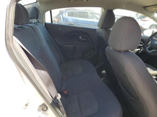 Photo 9 VIN: KNADM4A39D6176826 - KIA RIO LX 