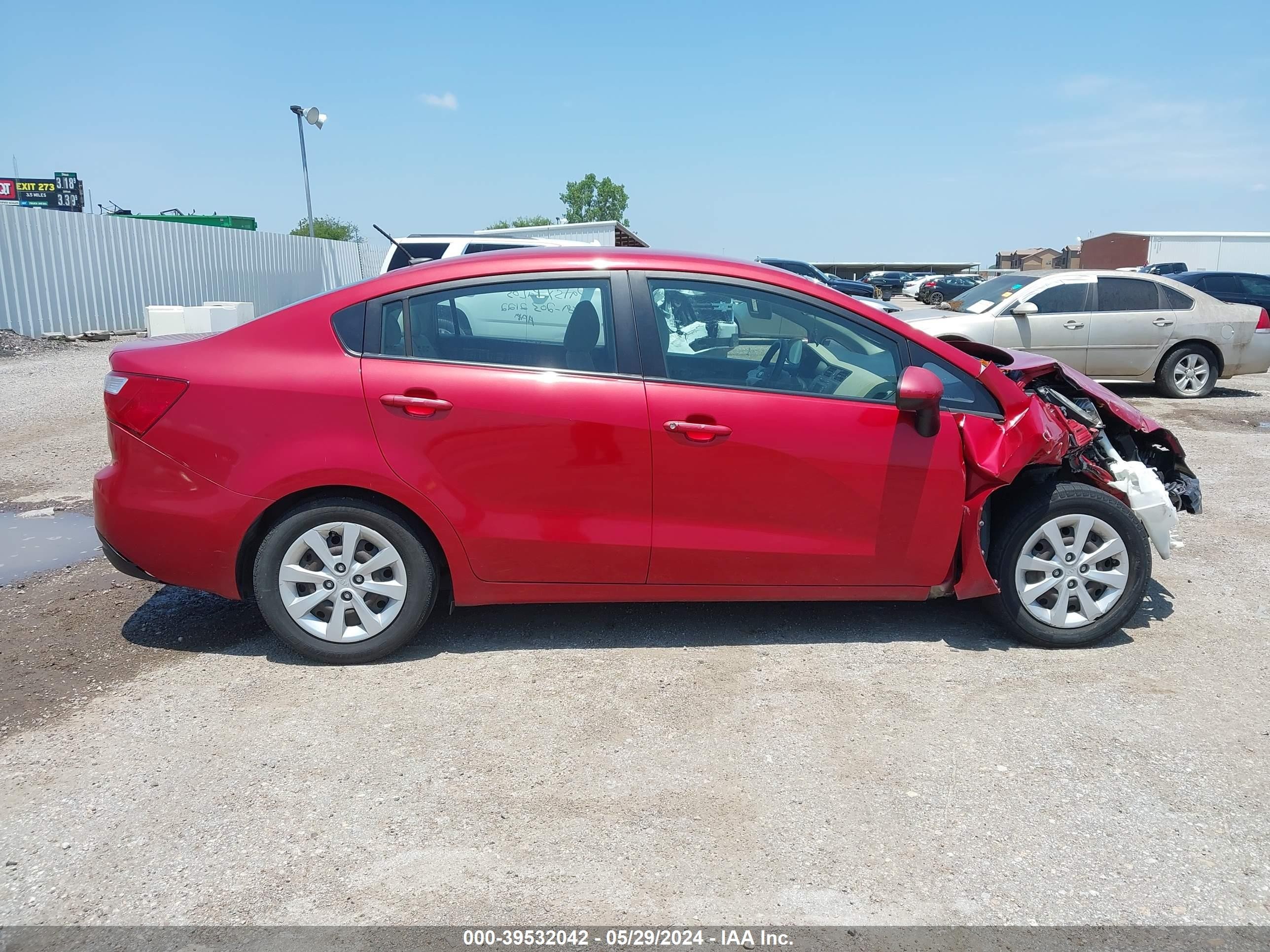 Photo 12 VIN: KNADM4A39D6309956 - KIA RIO 