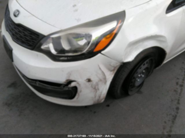 Photo 5 VIN: KNADM4A39F6433812 - KIA RIO 