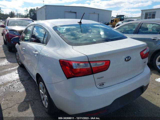 Photo 2 VIN: KNADM4A39F6449590 - KIA RIO 