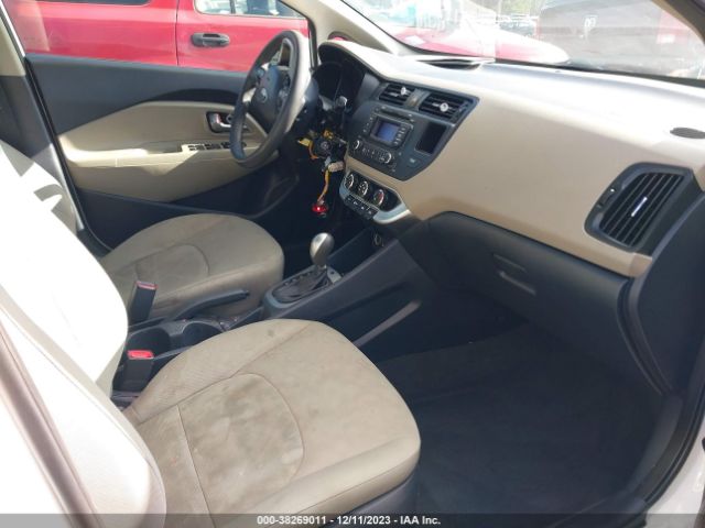 Photo 4 VIN: KNADM4A39F6449590 - KIA RIO 