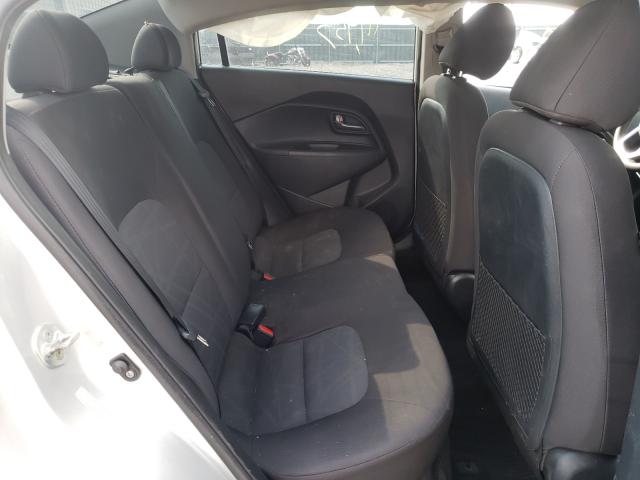 Photo 5 VIN: KNADM4A39G6564868 - KIA RIO LX 