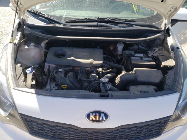 Photo 6 VIN: KNADM4A39H6038256 - KIA RIO LX 