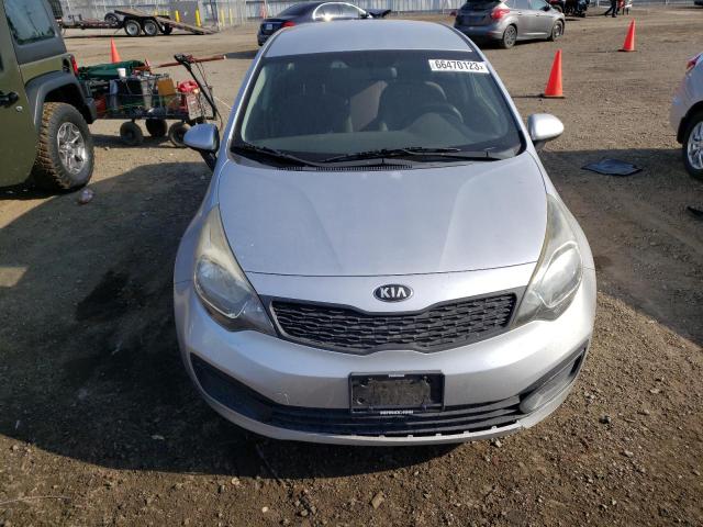 Photo 4 VIN: KNADM4A3XD6177533 - KIA RIO LX 