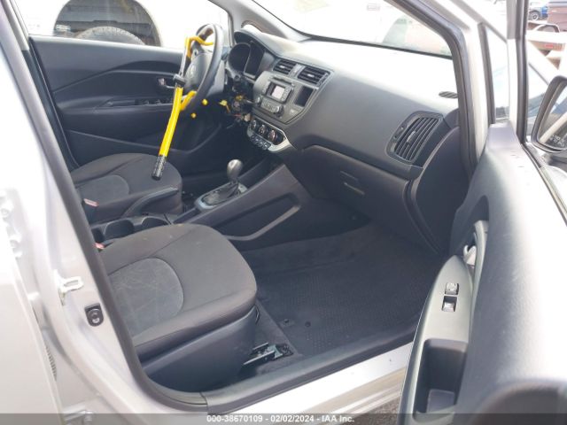 Photo 4 VIN: KNADM4A3XD6301381 - KIA RIO 