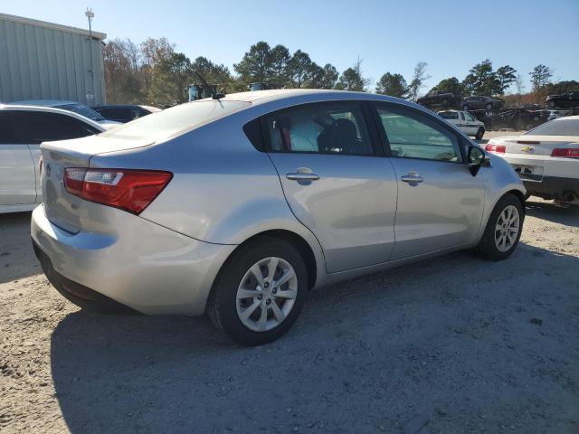 Photo 2 VIN: KNADM4A3XE6327867 - KIA RIO LX 