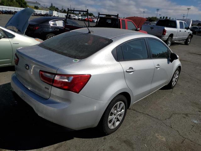 Photo 2 VIN: KNADM4A3XE6351022 - KIA RIO LX 