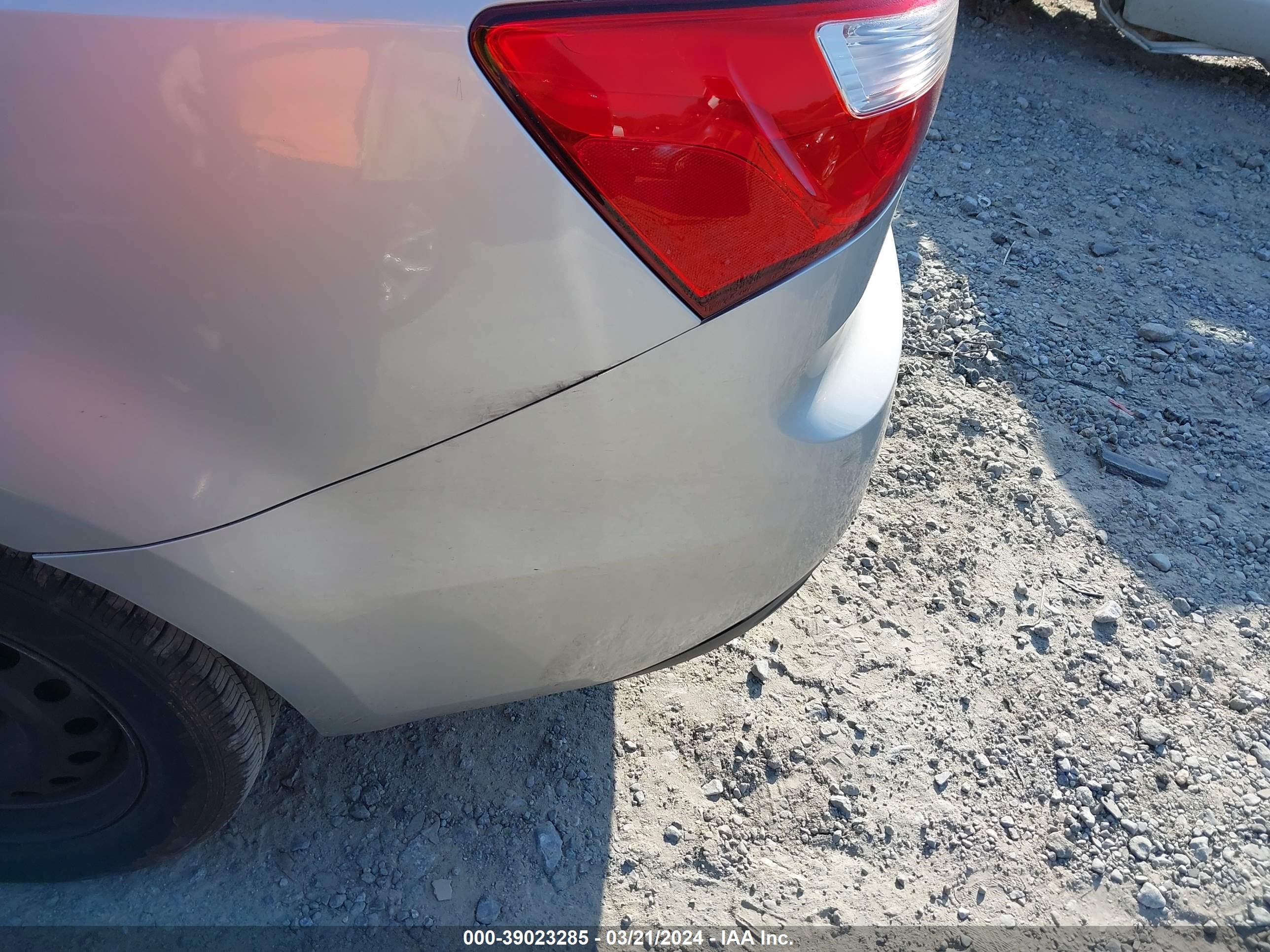 Photo 5 VIN: KNADM4A3XE6413034 - KIA RIO 